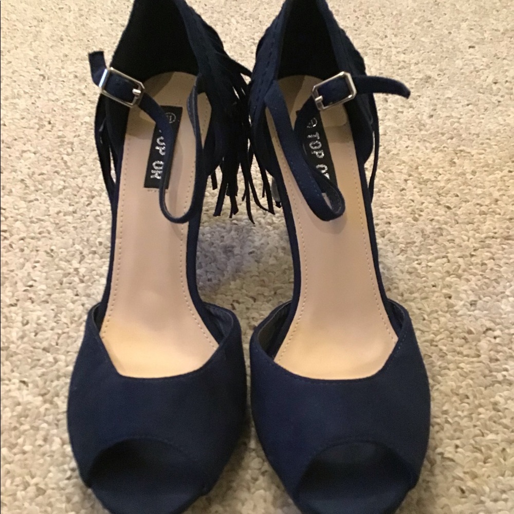 Navy fringed heels